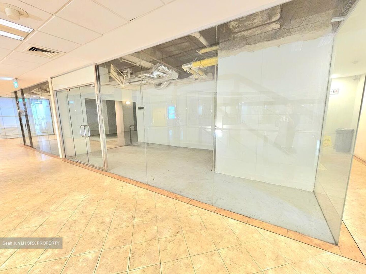 Serene Centre (D10), Retail #568020521